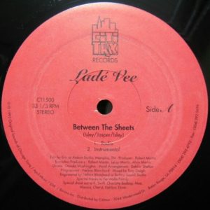 Ladé Vee Feat. Doobie Smoov & Total Kaos - Between The Sheets